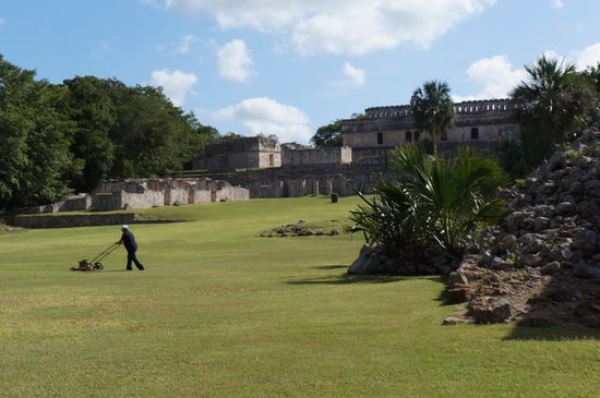 Kabah und der Rasenmähermann