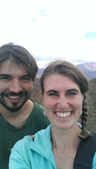 da keine Berge zum Fotografieren in Sicht waren, muss ein Selbstportät herhalten,: irgendwie schauten wir nur immer blöde (best of three)