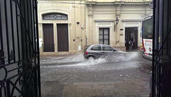 It's raining in Salta