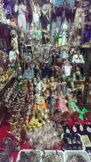 In Mitte des Bildes das Arztjesuskind!