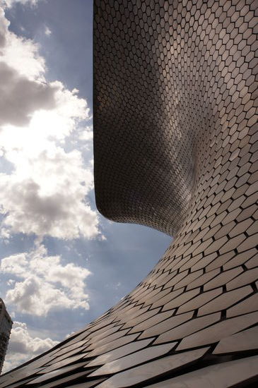 Futuristisches Museumsgebäude