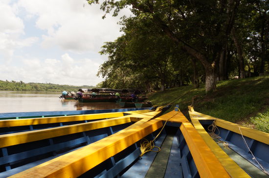 Lanchas in Frontera Corozal