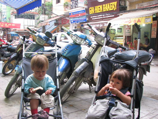 Bürgersteige gibt es nicht. Nur Parkplätze.