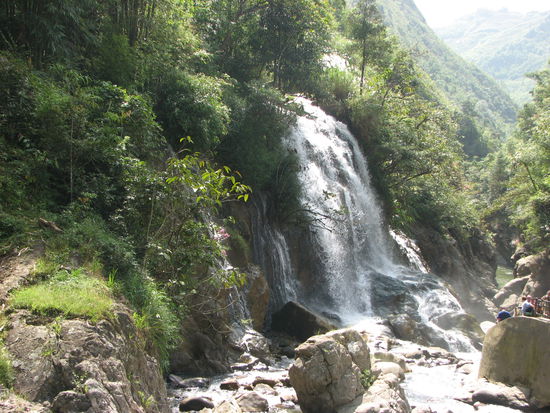Wasserfall in Cat Cat (Sapa)