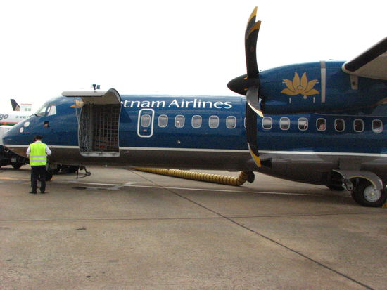 Turbopropflieger nach Con Dao