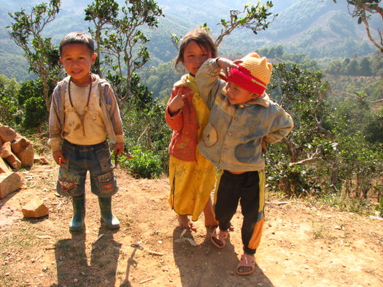 Kinder in Ban Komaen