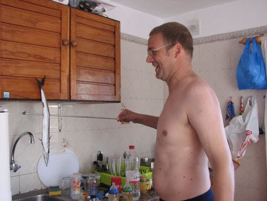 Barrakuda auf dem Weg in die Pfanne