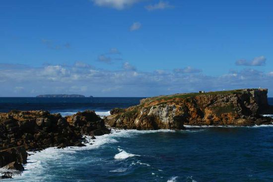 Küste bei Peniche mit Blich auf  Berlenga