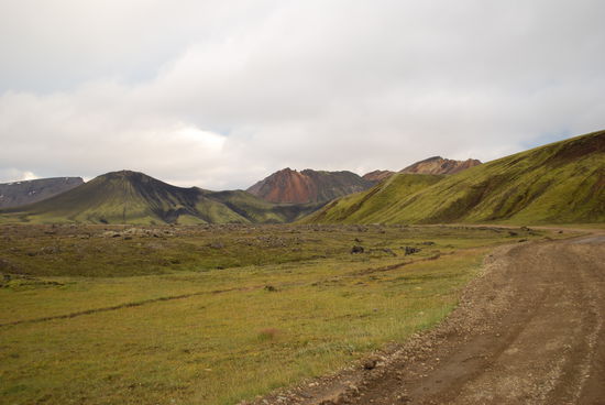 Auf dem Weg zu  „Siedlung“ Landmannalauga