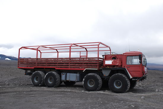 Wer will kann sich in der Saison mit diesem Teil auf den Gletscherfahren lassen