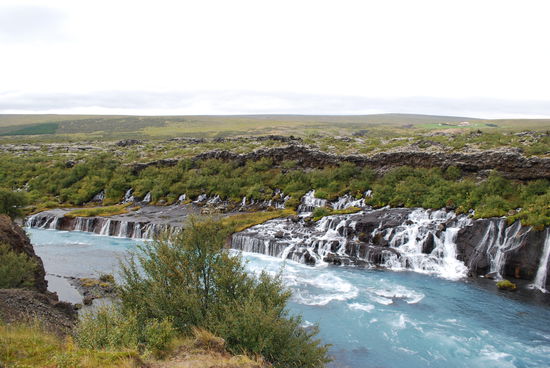 Am Hraunfoss