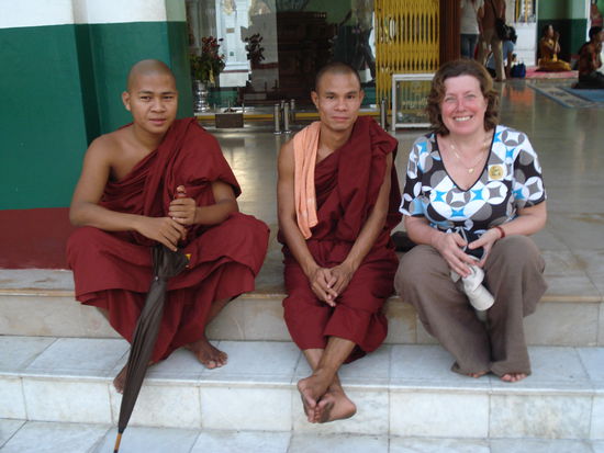 Mama mit den 2 Monks