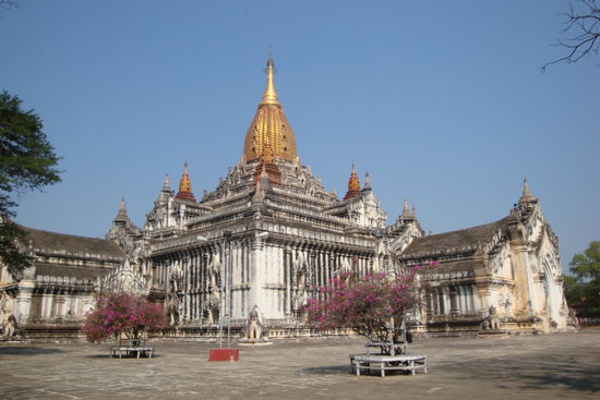 Die Ananda Paya vom untouristischen "Hinterhof"