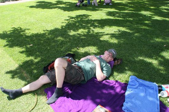 Restschlafnachholung im Kings Park / Perth