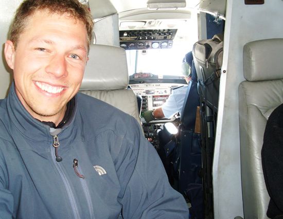 hier kann man dem Piloten ueber die Schulter gucken...