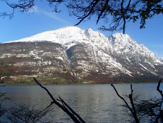 unser Wanderweg entlang des "Lago Roca"