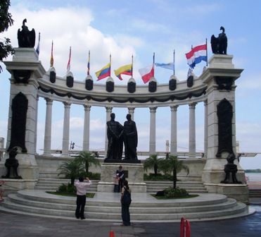 Malecon, die Seepromenade in Guayaquil