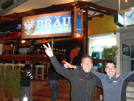 deutsche Kneipe mitten in Quito - fuer 4 Dollar eine Stunde lang "all you can drink"