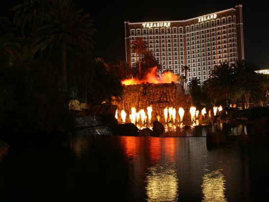 Volcano Show am Mirage