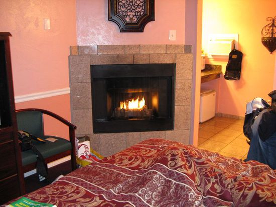 Unser Kamin im Del Monte Pines