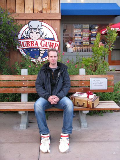 Jens mit der Pralinenschachtel