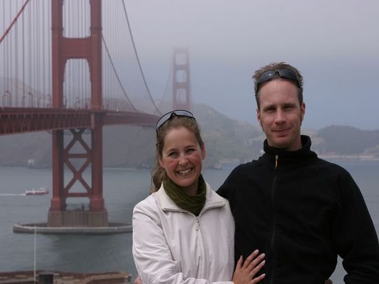 Wir vor der Golden Gate Bridge im Nebel (nur wenige Kilometer vom Alamo Square entfernt)
