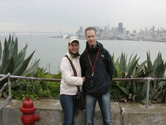 Alcatraz mit San Francisco im Hintergrund