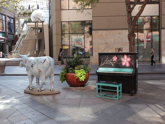 Entlang der 16th Street Mall findet man auch immer wieder Klaviere, die zum Spielen einladen