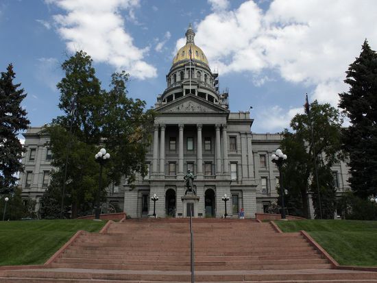 Das Colorado State Capitol - auf der 13. Stufe befindet man sich genau 1 Meile über dem Meeresspiegel