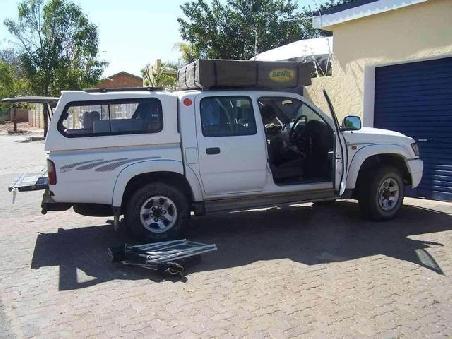 bei Kalahari Car Hire. Unser Auto.