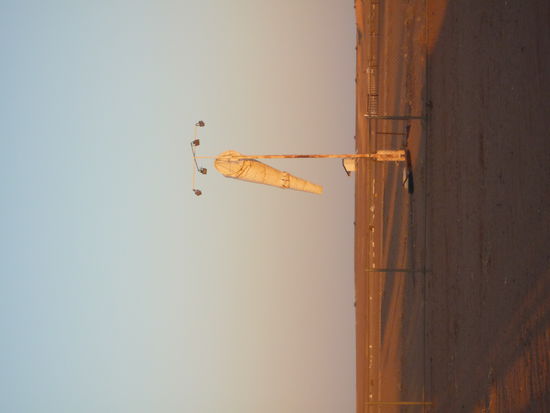 Der oertliche Flugplatz war gleich nebenan - wir wurden von einem Flugzeug geweckt!