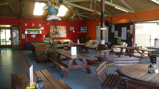 der Aufentahltsraum und Bistro