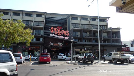 Das berühmte Gilligans-Hostel mit 700Betten...