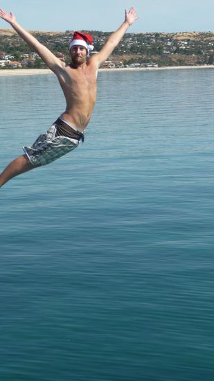 der Weihnachtsmann geht baden......