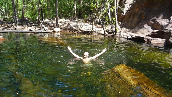Gubara Rock Pool – erster Stopp und damit eine kurze Erfrischung nach dem 3 Kilometer langem Walk.