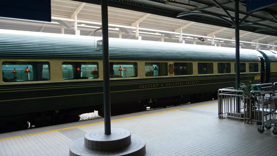 der luxuriöse „Orientent-Express“ kam an diesem Bahnhof auch vorbei