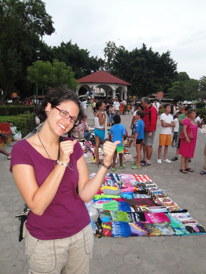 Wieder mal ein Zocalo mit Kiosk.
Die sehen hier aber auch alle anders aus... 