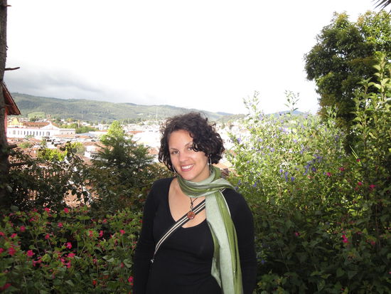 Auch heute war ich wieder shoppen und habe mir den gruenen Schaal bei den Indigenas gekauft.