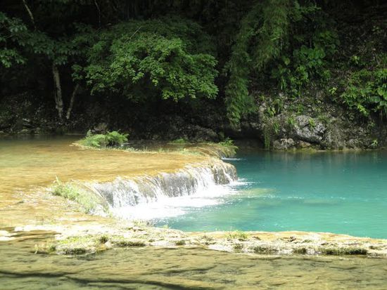 Ein schoenes Pool bei Semuc Champey.