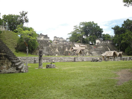 Wie ein monumentales Theater mitten im Urwald.