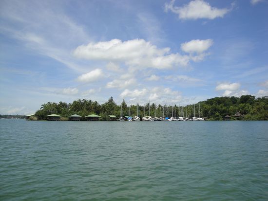 ...bis auf den Hauptfluss nach Rio Dulce.
