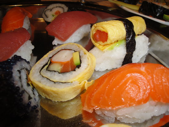 lecker......mhhhhhhhhhhh
Die haben wir alle selbst hergestellt! Aber für die die Specials waren Catheriné und Eva zuständig 