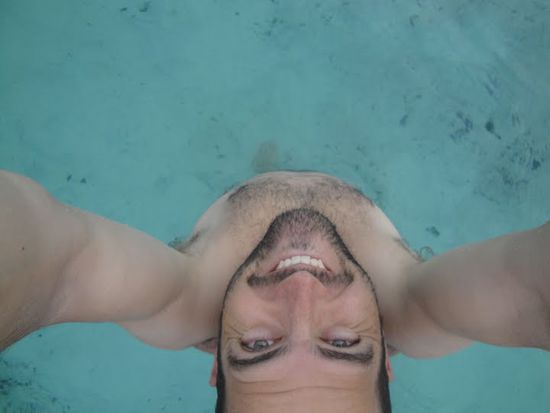 Soooooooo klar ist das Wasser hier, dass man kaum sieht, dass ich bis zur Brust drin stehe.