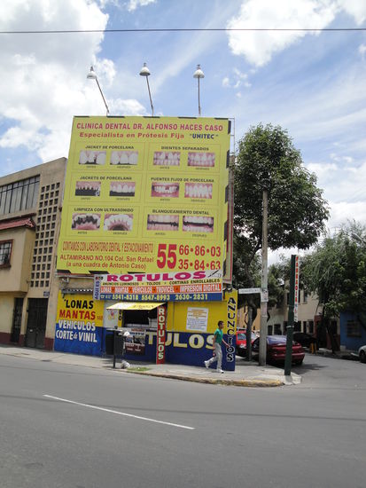 Auch die Zahnaerzte vollbringen hier wahre Wunder...