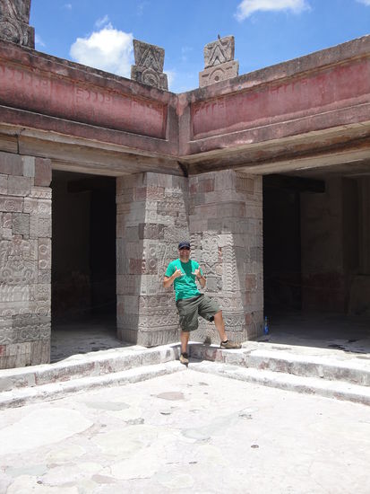 Maertsch in der heiligen Halle.