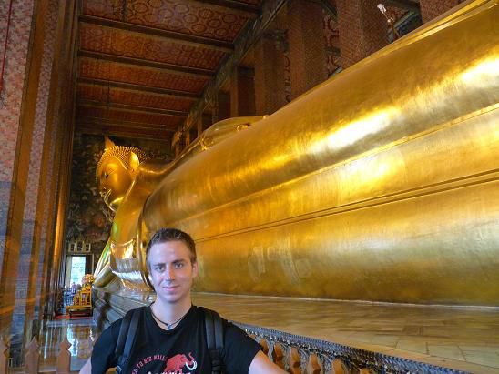 Der berühmte liegende Buddha