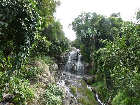 Wasserfall 80 Meter hoch