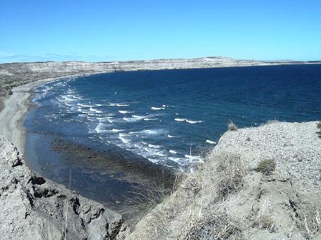 Der weite Strand abseits von Puerto Piramides