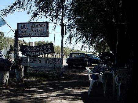 Grillbude an der Strasse nach Cordoba.