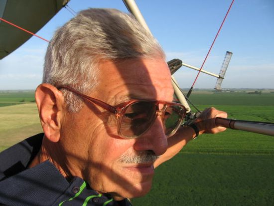 Pablo. 72 Jahre. Da bleibt mir die Hoffnung noch viele Jahre mit dem Motorrad fahren zu koennen.